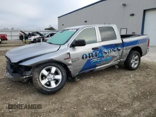 2019 Ram 1500 Tradesman z VIN 1C6RR7KM5KS699260, wystawiony jako Copart lot #43354625 z przebiegiem 71 795 mil mil oraz Szkoda całkowita • Salvage title. Historia ofert i sprzedaży dostępna na DreamBid. Obrazek 1.