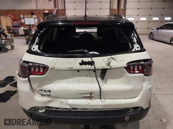 2018 Jeep Compass Latitude with VIN 3C4NJDBB6JT453973, listed as a IAAI auction lot 41153555 with 105,210 mi miles. Bid and sale history available at carsss.com. Image 16.