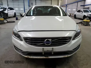 2018 Volvo S60 Inscription z VIN LYV402HK0JB171760, wystawiony jako Copart lot #45929395 z przebiegiem Nie podano mil oraz Szkoda całkowita • Salvage title. Historia ofert i sprzedaży dostępna na DreamBid. Obrazek 5.