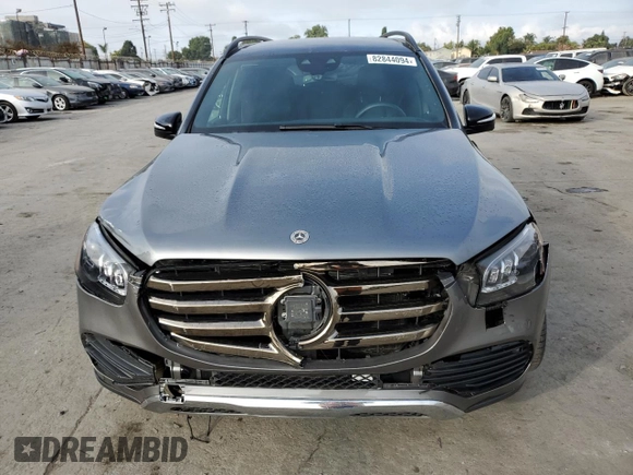 2024 Mercedes-Benz GLS 450 with VIN 4JGFF5KE5RB173752, listed as a Copart auction lot 82844094 with 1,631 mi miles and Salvage Title. Bid and sale history available at DreamBid. Image 5.