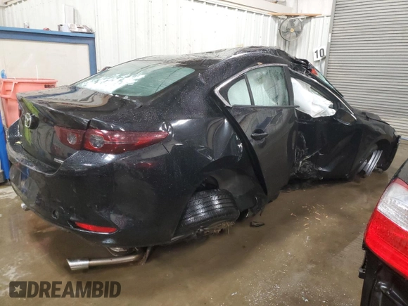 2021 Mazda 3 Select with VIN JM1BPABL9M1322654, listed as a Copart auction lot 37362464 with Not Provided miles and Salvage Title. Bid and sale history available at DreamBid. Image 3.
