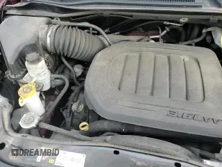 2019 Dodge Grand Caravan GT with VIN 2C4RDGEG4KR762458, listed as a Copart auction lot 80438785 with 98,520 mi miles and Salvage title. Bid and sale history available at DreamBid. Image 15.