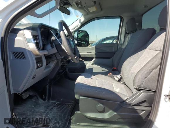 2024 Ford F-250 XL z VIN 1FTBF2BA3RED44401, wystawiony jako Copart lot #49447045 z przebiegiem 8 370 mil mil oraz Szkoda całkowita • Salvage title. Historia ofert i sprzedaży dostępna na DreamBid. Obrazek 7.