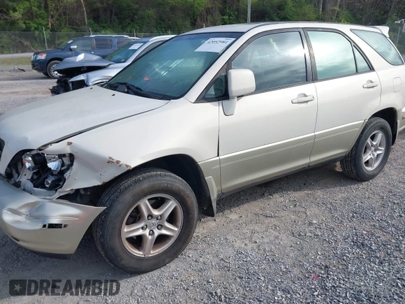 2000 Lexus RX 300 with VIN JT6HF10U4Y0111860, listed as a IAAI auction lot 42052981 with 137,828 mi miles and . Bid and sale history available at DreamBid. Image 2.