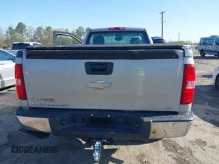 2009 Chevrolet Silverado 1500 1LT with VIN 1GCEK14099Z149726, listed as a IAAI auction lot 41940918 with 127,155 mi miles and . Bid and sale history available at DreamBid. Image 16.