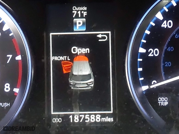 2014 Toyota Highlander XLE with VIN 5TDJKRFH1ES025381, listed as a IAAI auction lot 41494104 with 187,588 mi miles. Bid and sale history available at carsss.com. Image 15.