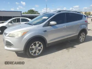 2013 Ford Escape SE с VIN 1FMCU0GXXDUB05918, выставлен на аукционе Copart как лот 57181095 с пробегом 125 556 миль миль и Чистый • Clean title. История ставок и продаж доступна на DreamBid. Изображение 1.