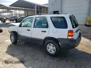 2006 Ford Escape XLS with VIN 1FMYU02Z46KB46719, listed as a Copart auction lot 44072045 with 0 mi miles and Salvage Title. Bid and sale history available at carsss.com. Image 2.