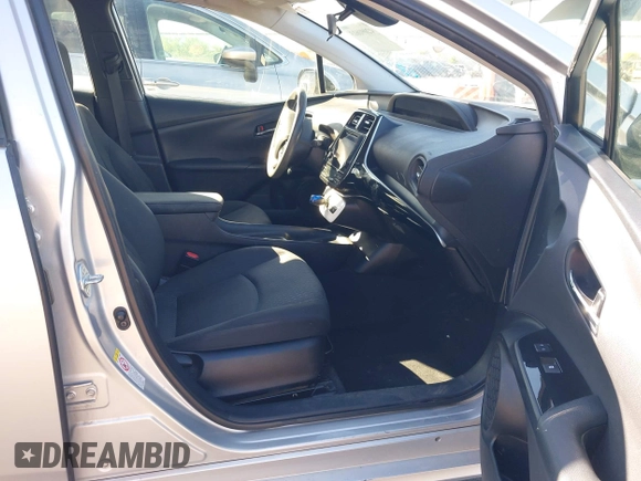 2017 Toyota Prius Two with VIN JTDKBRFU1H3029745, listed as a IAAI auction lot 42091613 with 222,115 mi miles. Bid and sale history available at carsss.com. Image 5.