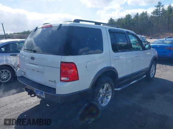 2003 Ford Explorer z VIN 1FMZU83WX3UC54608, wystawiony jako IAAI lot #41995816 z przebiegiem 48 434 mil mil oraz . Historia ofert i sprzedaży dostępna na DreamBid. Obrazek 4.