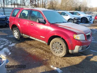 2008 Mazda Tribute ES with VIN 4F2CZ06168KM04987, listed as a IAAI auction lot 41267866 with 177,894 mi miles. Bid and sale history available at carsss.com. Image 1.