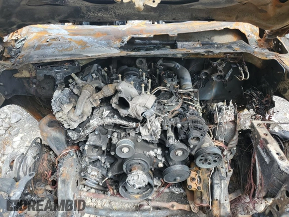 2011 Ford F-350 XL z VIN 1FT8X3DT2BEA71209, wystawiony jako Copart lot #68060374 z przebiegiem Nie podano mil oraz Nie do naprawy • Non repairable. Historia ofert i sprzedaży dostępna na DreamBid. Obrazek 11.