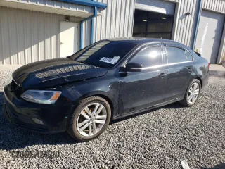 2015 Volkswagen Jetta SEL z VIN 3VWL17AJ4FM402469, wystawiony jako Copart lot #49398895 z przebiegiem 188 022 mil mil oraz Szkoda całkowita • Salvage title. Historia ofert i sprzedaży dostępna na DreamBid. Obrazek 1.