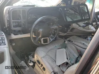 2002 Chevrolet Tahoe LS with VIN 1GNEC13Z62J211284, listed as a Copart auction lot 69503904 with 140,987 mi miles and Non Repairable. Bid and sale history available at carsss.com. Image 8.