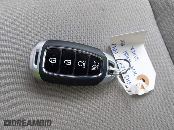 2024 Hyundai Venue SEL with VIN KMHRC8A3XRU311992, listed as a IAAI auction lot 41922401 with 12,904 mi miles and . Bid and sale history available at DreamBid. Image 11.