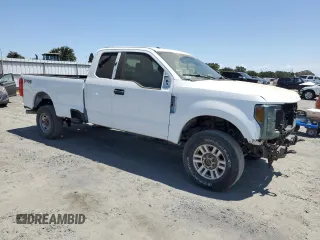 2017 Ford F-250 XLT with VIN 1FT7X2B63HEB19120, listed as a Copart auction lot 62352925 with Not provided miles and Salvage title. Bid and sale history available at DreamBid. Image 4.