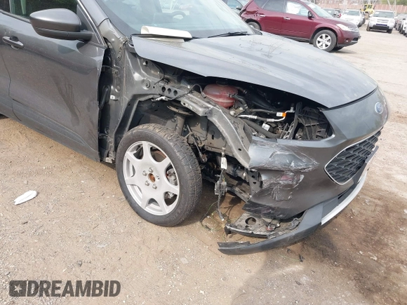 2020 Ford Escape SEL with VIN 1FMCU0H68LUA61096, listed as a IAAI auction lot 42062185 with 60,972 mi miles and . Bid and sale history available at carsss.com. Image 6.