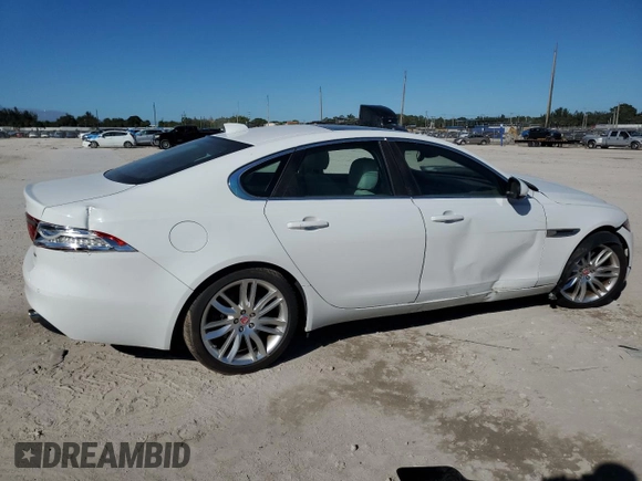 2016 Jaguar XF 35t Prestige with VIN SAJBE4BV6GCY03772, listed as a Copart auction lot 81956934 with 51,187 mi miles and Non Repairable. Bid and sale history available at carsss.com. Image 3.