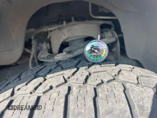 2013 Ford F-150 XL с VIN 1FTFX1EF1DKE89253, выставлен на аукционе IAAI как лот 42575807 с пробегом 211 037 миль миль и . История ставок и продаж доступна на DreamBid. Изображение 36.