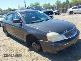 2007 Ford Five Hundred SEL z VIN 1FAHP27197G132805, wystawiony jako IAAI lot #42140296 z przebiegiem 178 724 mil mil oraz . Historia ofert i sprzedaży dostępna na DreamBid. Obrazek 1.