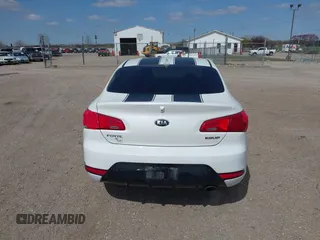 2016 Kia Forte EX with VIN KNAFX6A86G5632976, listed as a IAAI auction lot 41915868 with 116,799 mi miles and . Bid and sale history available at DreamBid. Image 16.