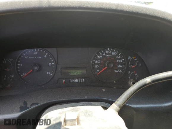 2006 Ford F-250 XL with VIN 1FTSX20576EC87733, listed as a Copart auction lot 62748595 with 285,236 mi miles and Salvage title. Bid and sale history available at DreamBid. Image 9.
