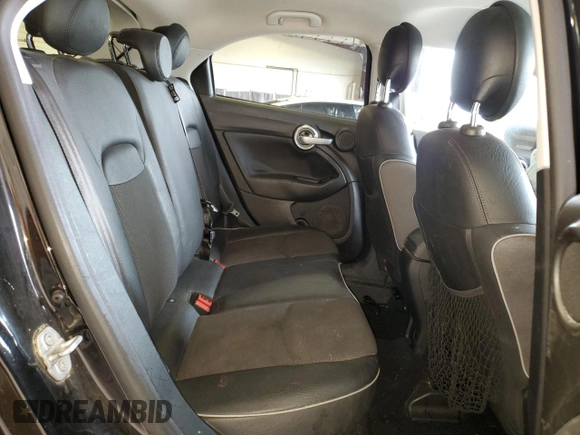 2016 FIAT 500X Trekking z VIN ZFBCFYCT6GP462972, wystawiony jako Copart lot #57337505 z przebiegiem 77 390 mil mil oraz Szkoda całkowita • Salvage title. Historia ofert i sprzedaży dostępna na DreamBid. Obrazek 11.