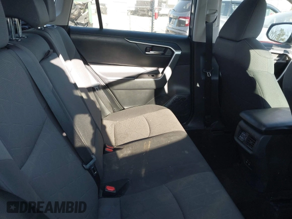 2019 Toyota RAV4 XLE with VIN 2T3W1RFV3KC002372, listed as a IAAI auction lot 41701236 with 111,706 mi miles. Bid and sale history available at carsss.com. Image 8.