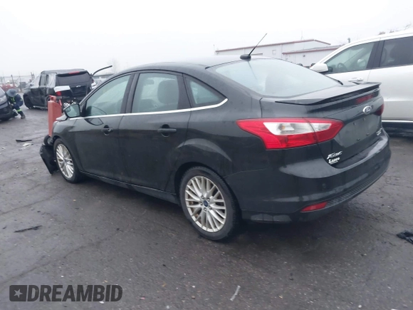 2014 Ford Focus Titanium with VIN 1FADP3J24EL439065, listed as a IAAI auction lot 40868973 with 167,739 mi miles. Bid and sale history available at carsss.com. Image 3.