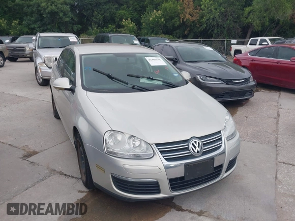 2010 Volkswagen Jetta S с VIN 3VWJZ7AJ8AM026075, выставлен на аукционе IAAI как лот 42402168 с пробегом 172 971 миль миль и . История ставок и продаж доступна на DreamBid. Изображение 1.