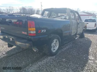 2006 GMC Sierra 1500 SLE1 with VIN 1GTEK19B96Z161977, listed as a IAAI auction lot 41470810 with 1 mi miles. Bid and sale history available at carsss.com. Image 4.