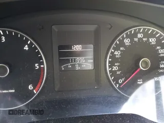 2012 Volkswagen Jetta TDI w/Premium with VIN 3VWLL7AJ2CM426050, listed as a IAAI auction lot 41332817 with 111,996 mi miles and . Bid and sale history available at DreamBid. Image 7.
