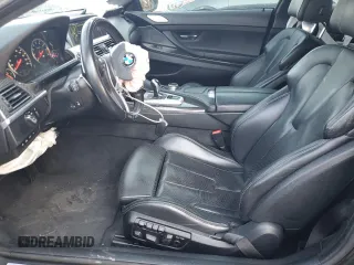 2015 BMW M6 z VIN WBSLX9C59FD160716, wystawiony jako Copart lot #47144925 z przebiegiem 55 535 mil mil oraz Szkody całkowita. Historia ofert i sprzedaży dostępna na DreamBid. Obrazek 7.