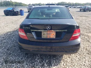 2013 Mercedes-Benz C 250 Sport с VIN WDDGF4HB7DR279741, выставлен на аукционе Copart как лот 61191085 с пробегом 132 198 миль миль и Списание • Salvage title. История ставок и продаж доступна на DreamBid. Изображение 6.