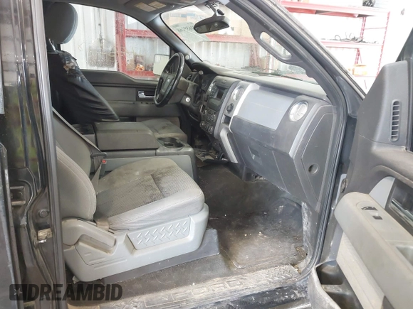 2013 Ford F-150 XL with VIN 1FTFW1EF0DFA07061, listed as a IAAI auction lot 41655268 with 286,537 mi miles. Bid and sale history available at carsss.com. Image 5.
