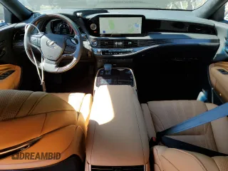 2023 Lexus LS with VIN JTHG5LGF6P5011771, listed as a Copart auction lot 68246974 with 564 mi miles and Salvage title. Bid and sale history available at DreamBid. Image 8.