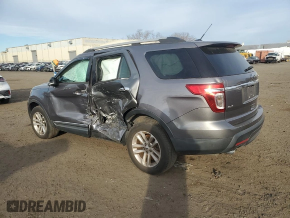 2013 Ford Explorer XLT z VIN 1FM5K8D88DGC08876, wystawiony jako Copart lot #88790155 z przebiegiem 89 876 mil mil oraz Szkoda całkowita • Salvage title. Historia ofert i sprzedaży dostępna na DreamBid. Obrazek 2.