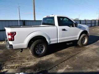 2018 Ford F-150 XL with VIN 1FTMF1E50JKD81901, listed as a Copart auction lot 43974875 with 59,973 mi miles and Salvage Title. Bid and sale history available at carsss.com. Image 3.