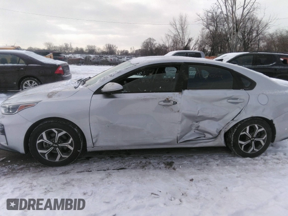 2021 Kia Forte FE with VIN 3KPF24AD0ME348407, listed as a IAAI auction lot 41342204 with 23,226 mi miles and . Bid and sale history available at carsss.com. Image 14.