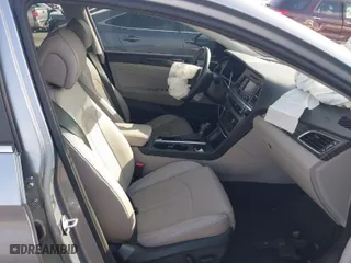 2015 Hyundai Sonata 2.4L Sport with VIN 5NPE34AF1FH013343, listed as a IAAI auction lot 41773570 with 110,950 mi miles. Bid and sale history available at carsss.com. Image 5.