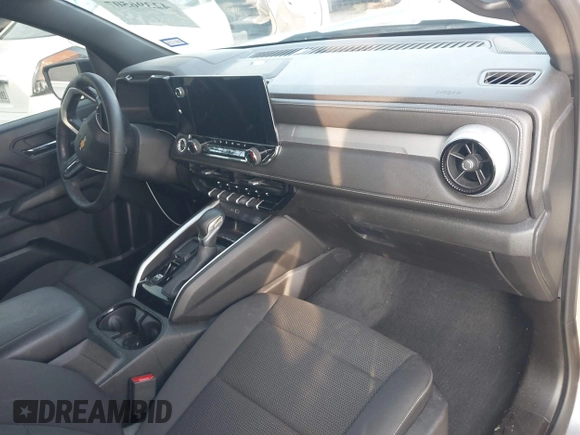 2023 Chevrolet Colorado 2WD LT с VIN 1GCPSCEK3P1131688, выставлен на аукционе IAAI как лот 42396507 с пробегом 21 621 миль миль и . История ставок и продаж доступна на DreamBid. Изображение 5.