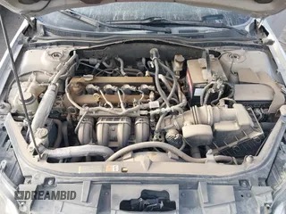 2010 Ford Fusion SE with VIN 3FAHP0HA3AR169366, listed as a IAAI auction lot 41921424 with 189,799 mi miles. Bid and sale history available at carsss.com. Image 10.