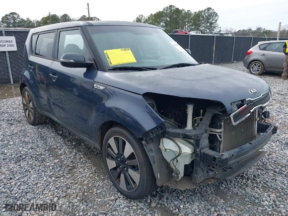 2015 Kia Soul ! with VIN KNDJX3A57F7188494, listed as a IAAI auction lot 41586072 with 188,821 mi miles. Bid and sale history available at carsss.com. Image 1.