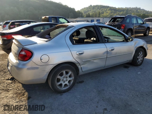 2003 Dodge Neon SXT z VIN 1B3ES56C53D120017, wystawiony jako Copart lot #67092914 z przebiegiem 114 137 mil mil oraz Szkoda całkowita • Salvage title. Historia ofert i sprzedaży dostępna na DreamBid. Obrazek 3.