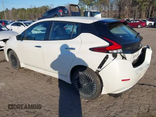 2023 Nissan LEAF SV Plus z VIN 1N4CZ1CV4PC558920, wystawiony jako IAAI lot #41332755 z przebiegiem 15 893 mil mil oraz . Historia ofert i sprzedaży dostępna na DreamBid. Obrazek 3.