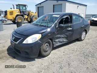 2013 Nissan Versa S with VIN 3N1CN7AP8DL867421, listed as a Copart auction lot 60751695 with 178,927 mi miles and Salvage title. Bid and sale history available at DreamBid. Image 1.