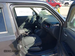 2014 Jeep Patriot Sport with VIN 1C4NJPBB4ED859196, listed as a IAAI auction lot 41815149 with 140,612 mi miles and . Bid and sale history available at carsss.com. Image 5.