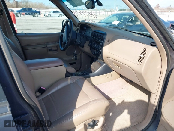 1999 Ford Explorer XLT z VIN 1FMZU32E6XUA07927, wystawiony jako IAAI lot #41489418 z przebiegiem 246 806 mil mil oraz . Historia ofert i sprzedaży dostępna na DreamBid. Obrazek 5.