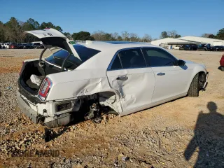 2016 Chrysler 300 with VIN 2C3CCAEG8GH243906, listed as a Copart auction lot 46815895 with 75,958 mi miles and Salvage Title. Bid and sale history available at carsss.com. Image 3.