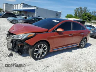 2015 Hyundai Sonata Limited z VIN 5NPE34AB2FH129230, wystawiony jako Copart lot #56143435 z przebiegiem 141 562 mil mil oraz Szkoda całkowita • Salvage title. Historia ofert i sprzedaży dostępna na DreamBid. Obrazek 1.